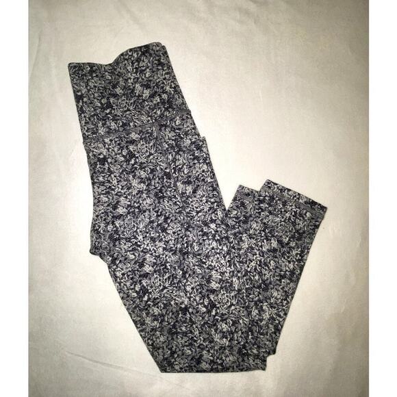 Womens Athleta Salutation Stash Pocket II 7/8 Tight Textured Size XS - Picture 6 of 6